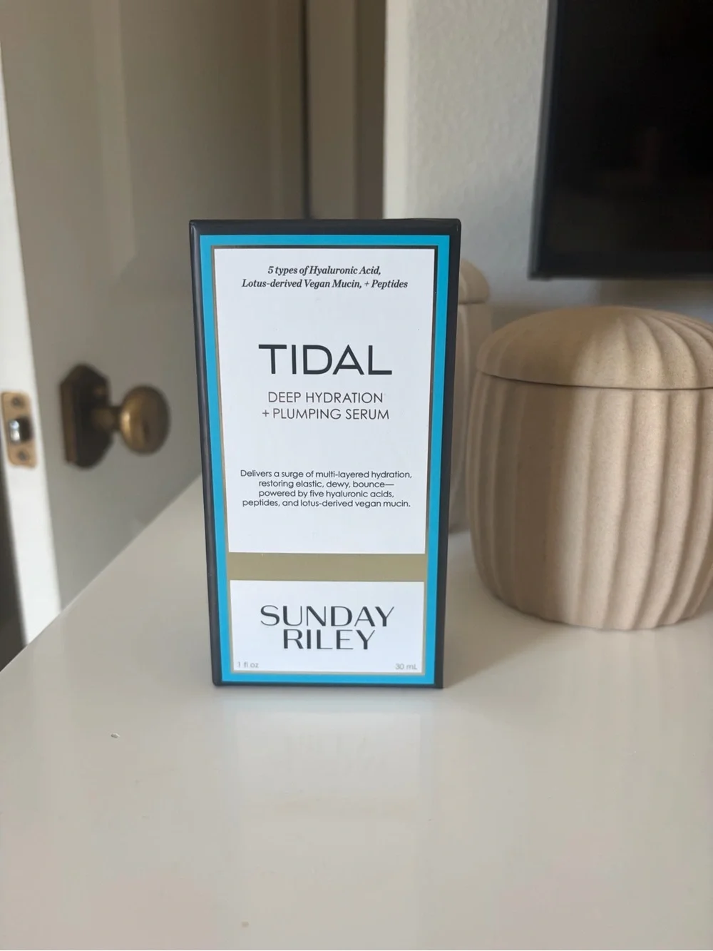 Sunday Riley Tidal Deep Hydration + Plumping Serum